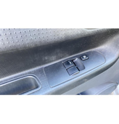 Feu arriere principal gauche (feux) MITSUBISHI COLT 6
