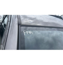 Pretensionneur de ceinture avant droit TOYOTA YARIS 3