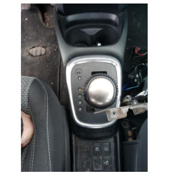 Pretensionneur de ceinture avant droit TOYOTA YARIS 3