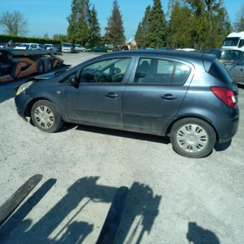 Ceinture avant gauche OPEL CORSA D Photo n°7