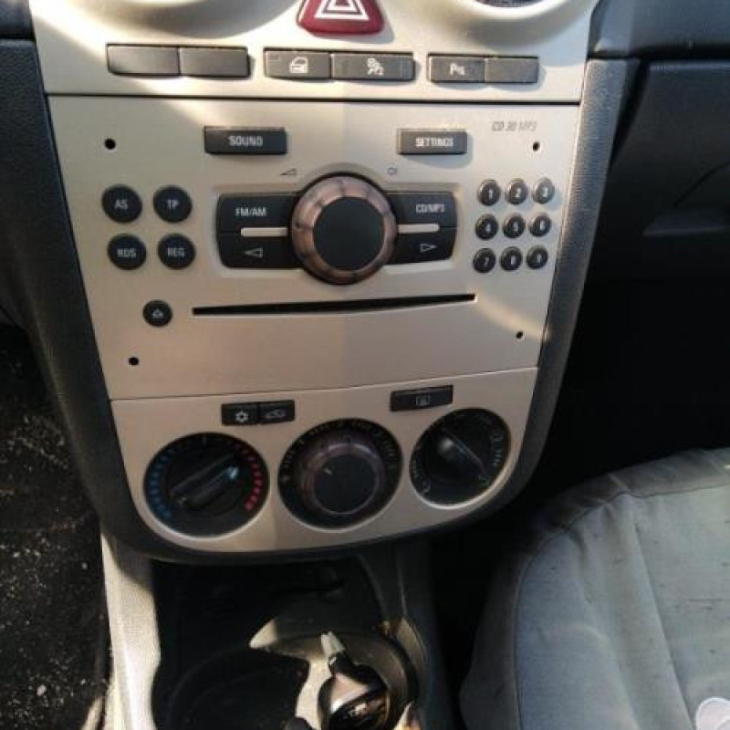 Ceinture avant gauche OPEL CORSA D Photo n°12
