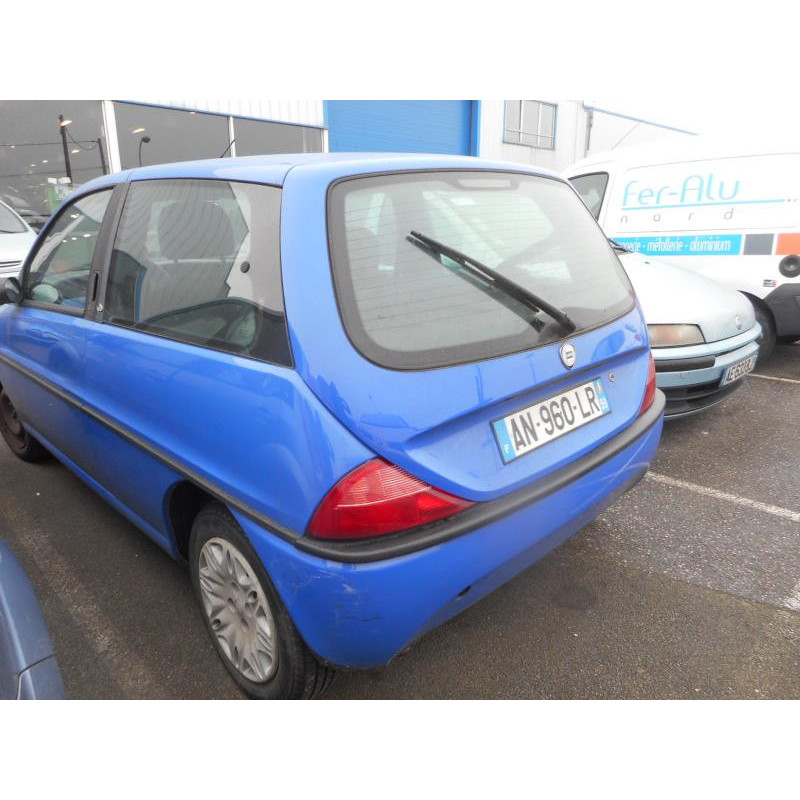 Custode arriere droit LANCIA YPSILON 3 Photo n°4