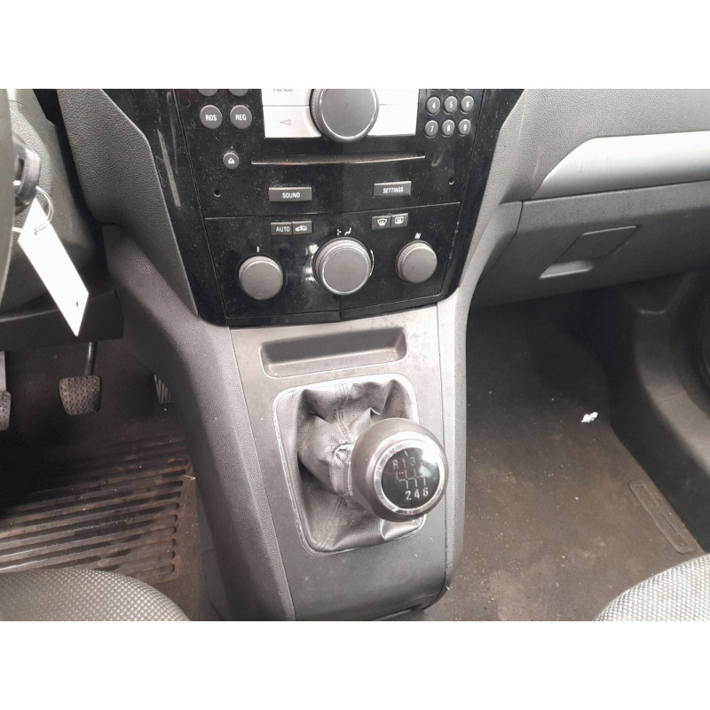 Malle/Hayon arriere OPEL ZAFIRA B Photo n°17