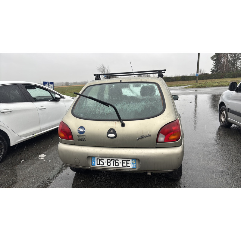 Optique avant principal droit (feux)(phare) FORD FIESTA 4 Photo n°9
