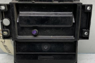 Calculateur moteur RENAULT CLIO 3