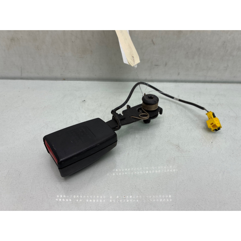 Attache ceinture arriere gauche MERCEDES CLASSE B 245 Photo n°1