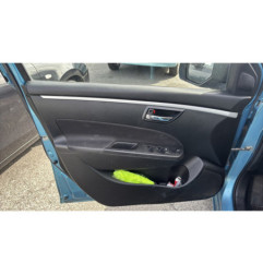 Attache ceinture arriere droit SUZUKI SWIFT 4
