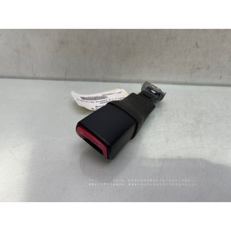 Attache ceinture arriere gauche SUZUKI SWIFT 4 Photo n°3