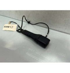Attache ceinture avant gauche SUZUKI SWIFT 4