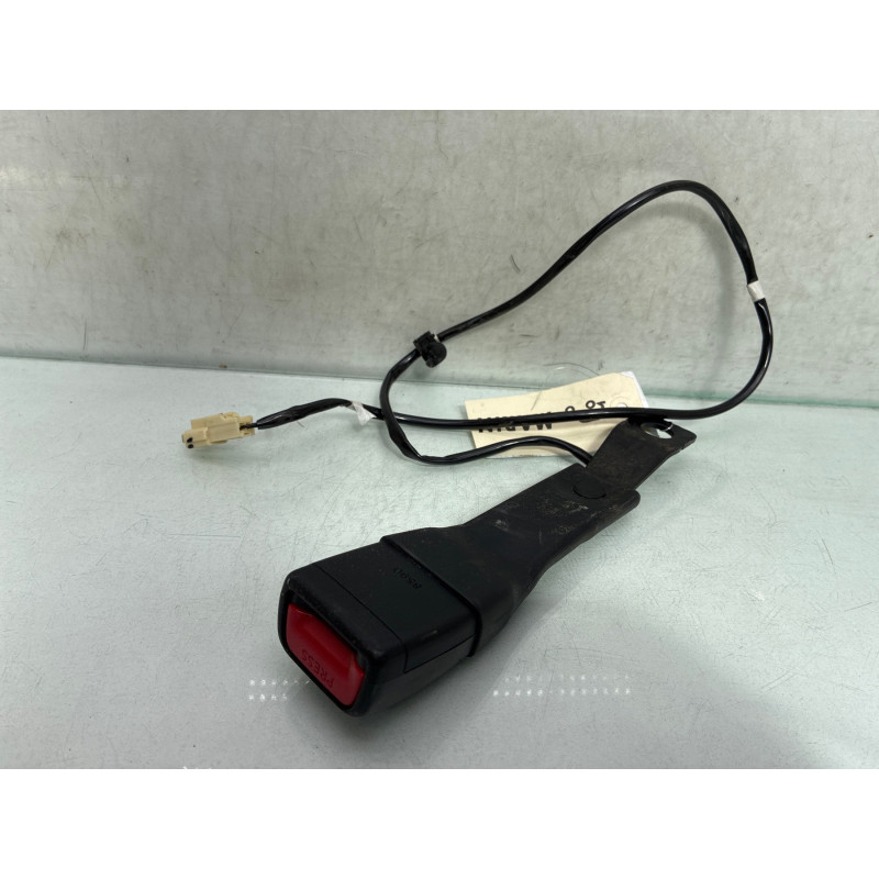 Attache ceinture avant gauche SUZUKI SWIFT 4 Photo n°3
