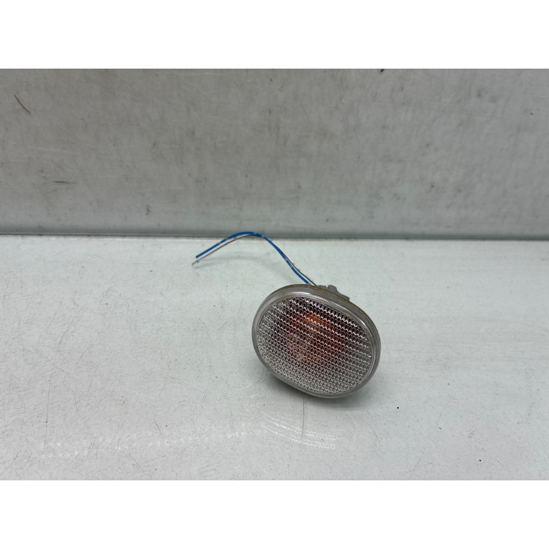 Repetiteur clignotant avant droit  (Feux) DAIHATSU SIRION 2 Photo n°4