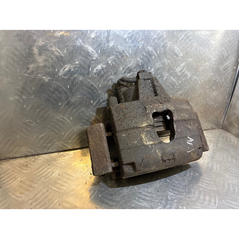 Etrier avant droit (freinage) CHRYSLER VOYAGER 3 Photo n°2