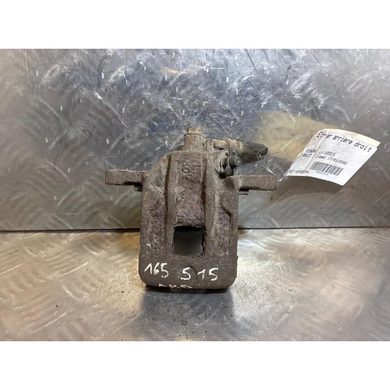 Etrier arriere droit (freinage) HYUNDAI TRAJET Photo n°2
