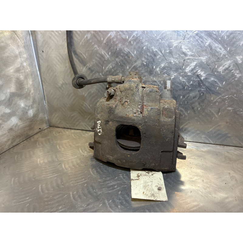 Etrier avant droit (freinage) MERCEDES CLASSE M 163 Photo n°1