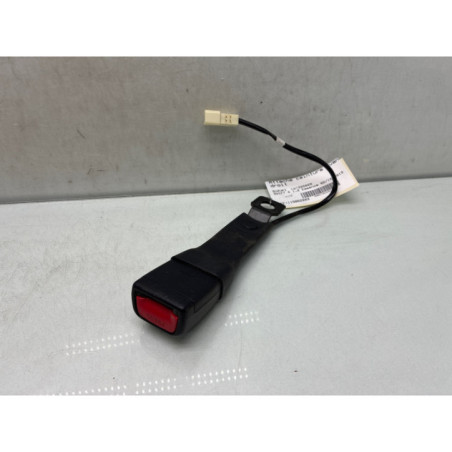 Attache ceinture avant droit SUZUKI SWIFT 4 Photo n°1