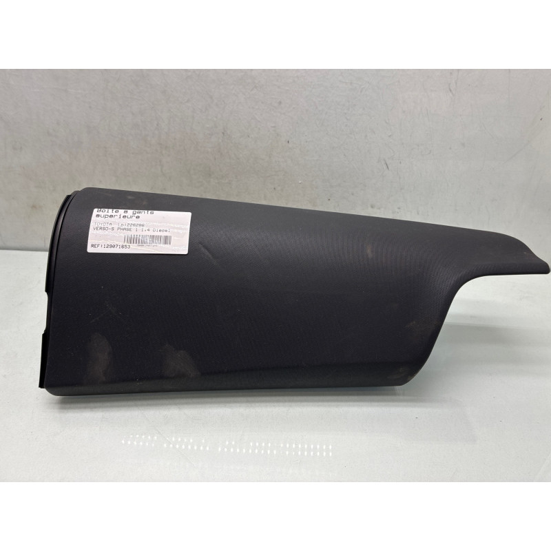 Boite a gants TOYOTA VERSO-S Photo n°1
