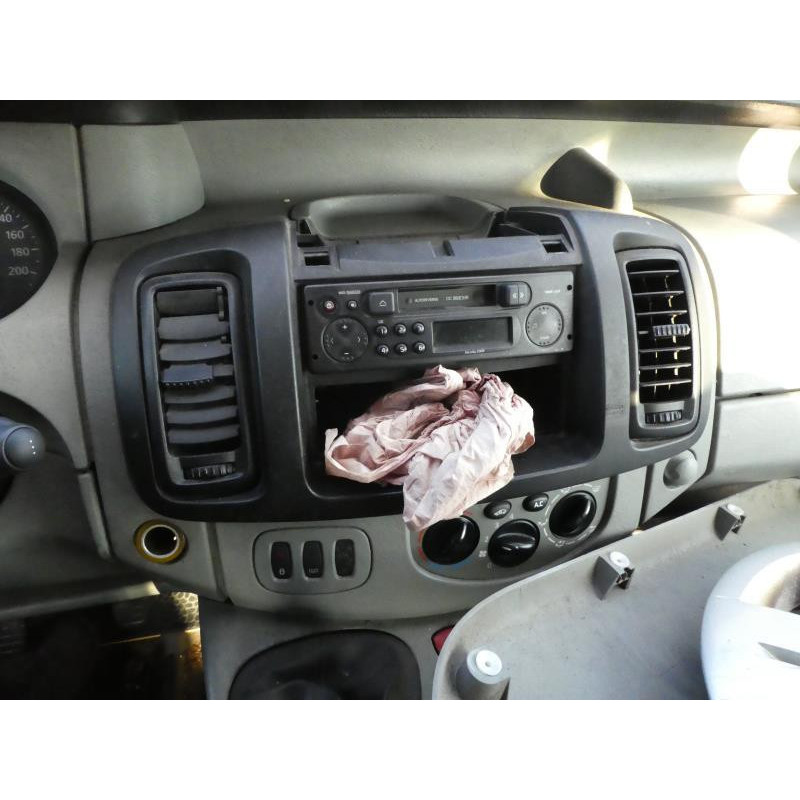 Etrier avant gauche (freinage) RENAULT TRAFIC 2 Photo n°7