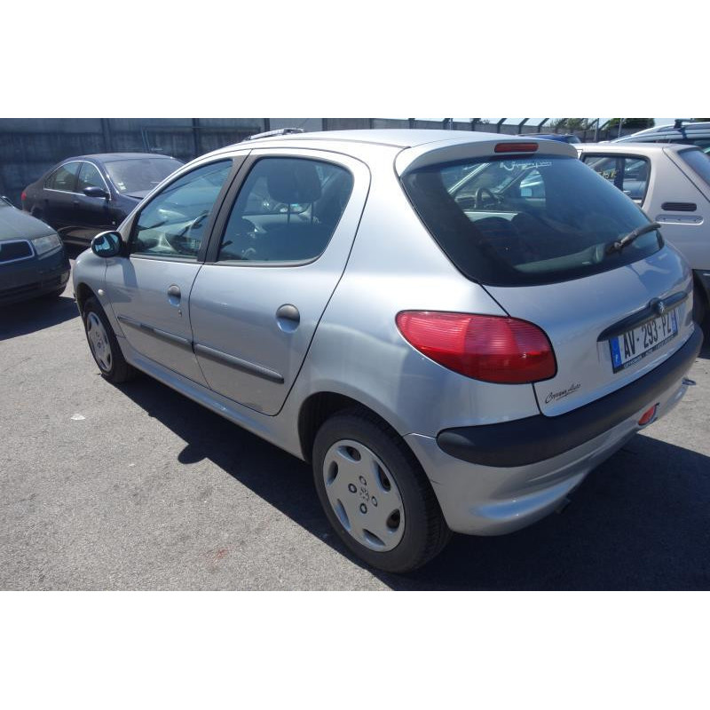 Etrier avant droit (freinage) PEUGEOT 206 Photo n°4