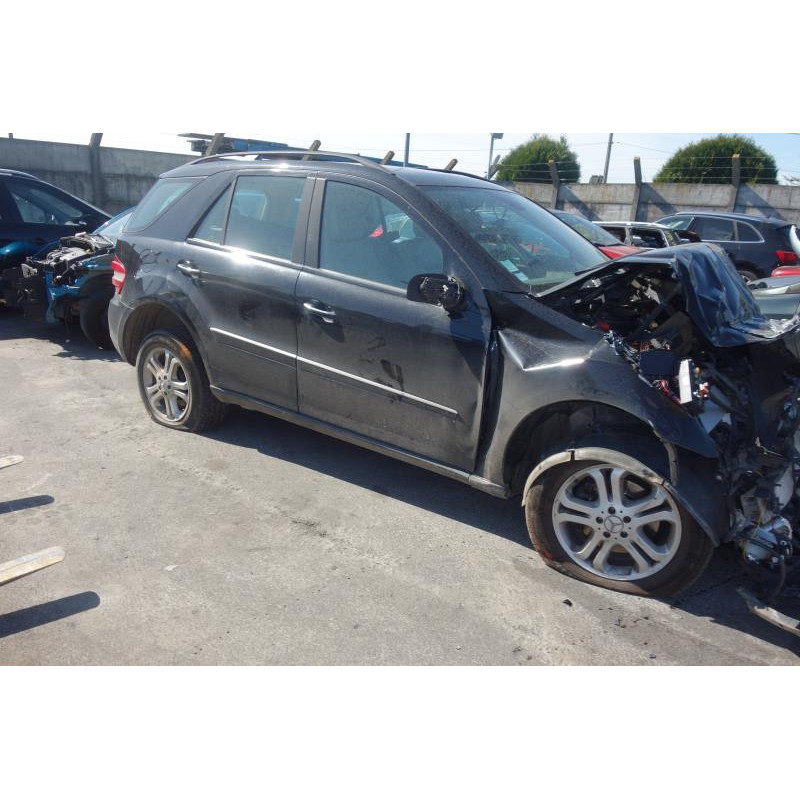 Etrier avant gauche (freinage) MERCEDES CLASSE M 164 Photo n°5
