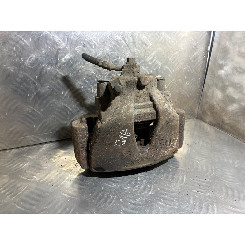 Etrier avant droit (freinage) OPEL MERIVA A Photo n°3