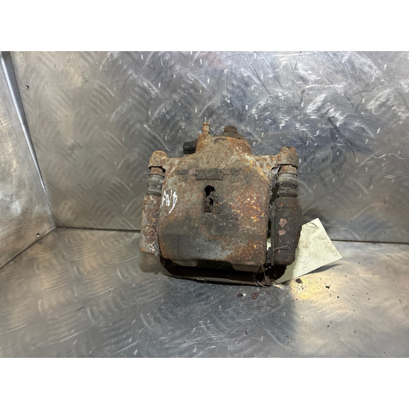 Etrier avant droit (freinage) TOYOTA YARIS VERSO Photo n°3