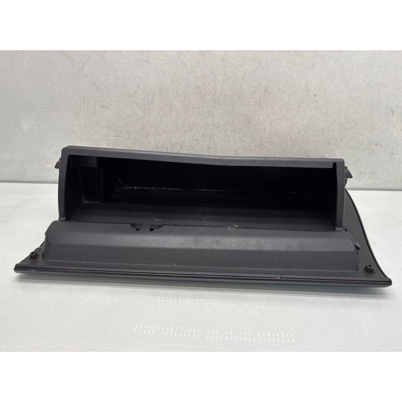 Boite a gants TOYOTA VERSO-S Photo n°3