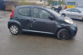 Pretensionneur de ceinture avant gauche PEUGEOT 107