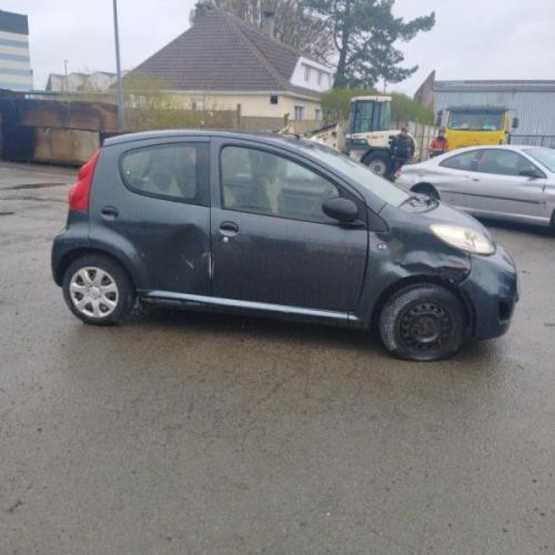 Pretensionneur de ceinture avant gauche PEUGEOT 107 Photo n°7