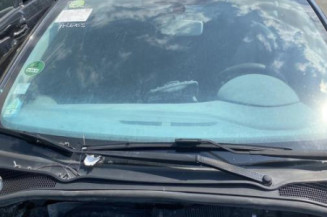 Serrure avant droit RENAULT CLIO 4