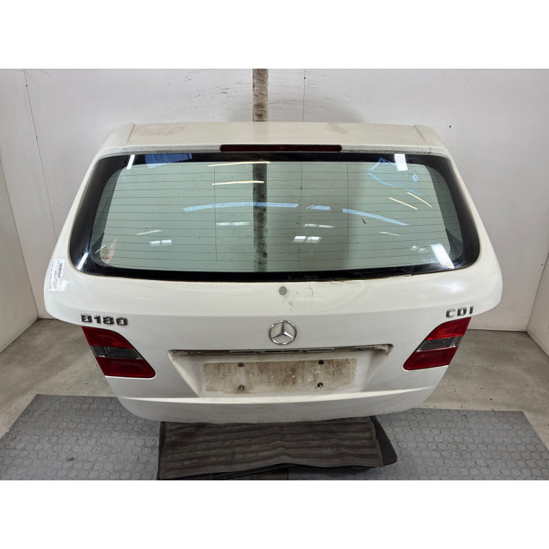 Malle/Hayon arriere MERCEDES CLASSE B 245 Photo n°1
