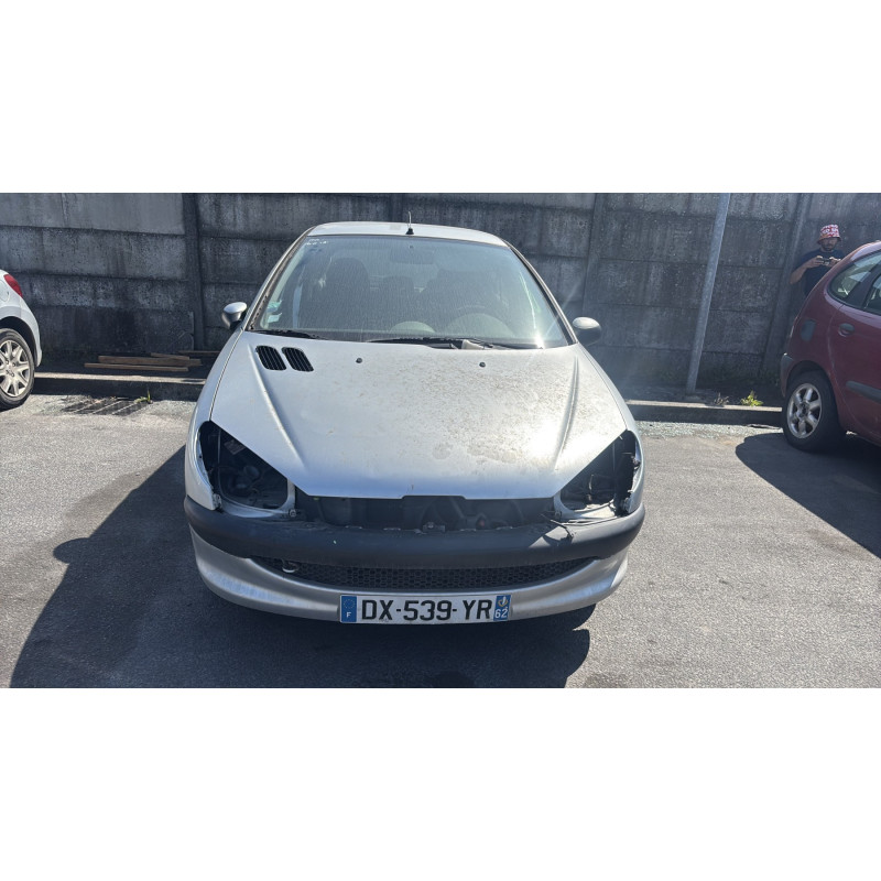 Bouton de coffre PEUGEOT 206 Photo n°11