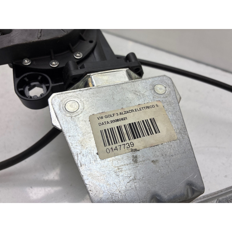 Leve vitre electrique avant gauche VOLKSWAGEN GOLF 3 Photo n°4