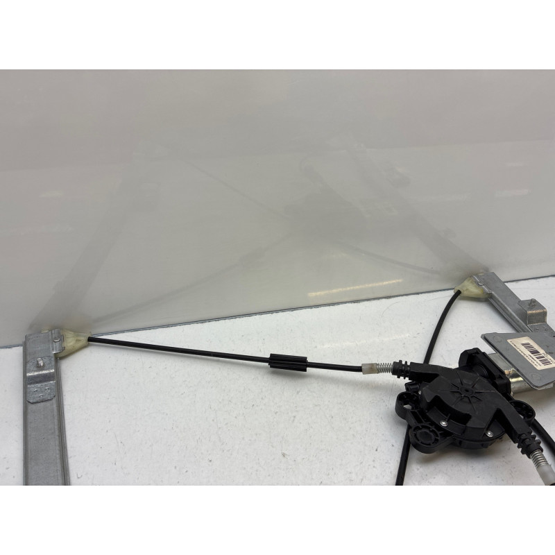 Leve vitre electrique avant gauche VOLKSWAGEN GOLF 3 Photo n°6