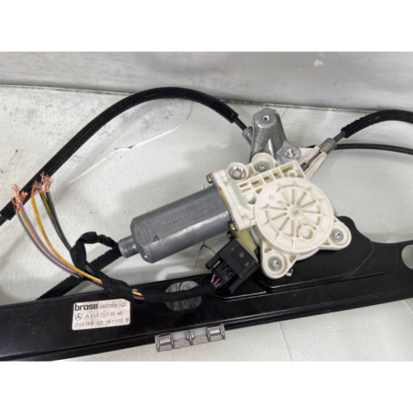 Leve vitre electrique avant gauche MERCEDES VANEO 414