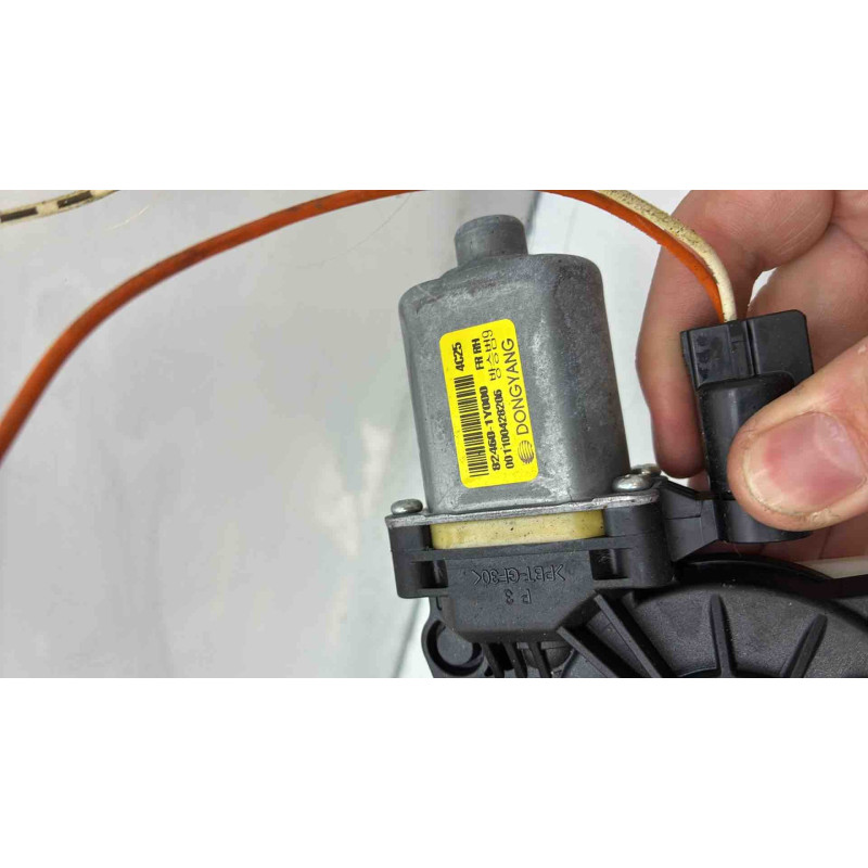 Leve vitre electrique avant droit KIA PICANTO 2 Photo n°3
