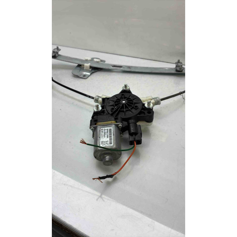 Leve vitre electrique avant gauche KIA PICANTO 2 Photo n°8