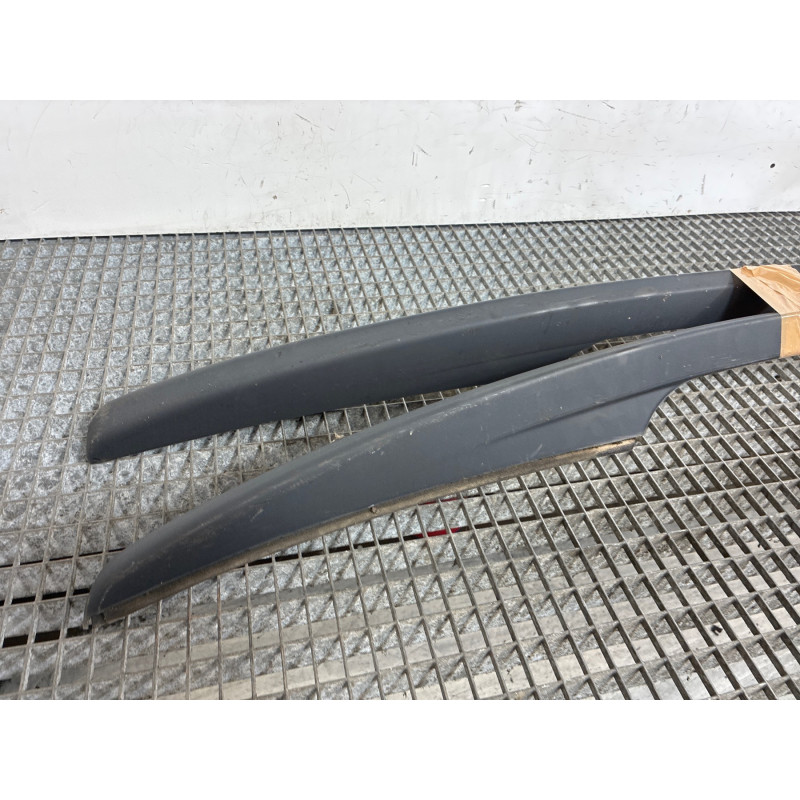 Barres de toit PEUGEOT BIPPER Photo n°6