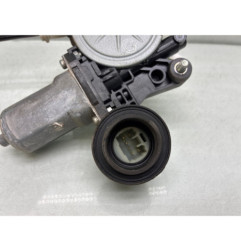 Leve vitre electrique avant droit SUZUKI SWIFT 4 Photo n°1