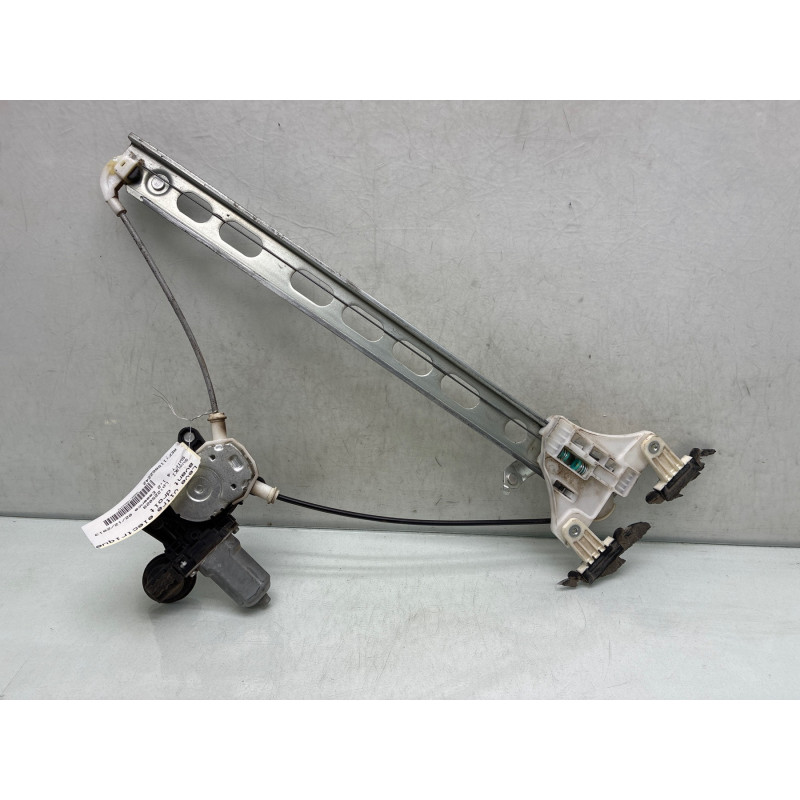Leve vitre electrique avant droit SUZUKI SWIFT 4 Photo n°2