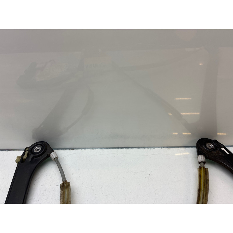 Leve vitre electrique avant gauche AUDI A3 2 Photo n°1