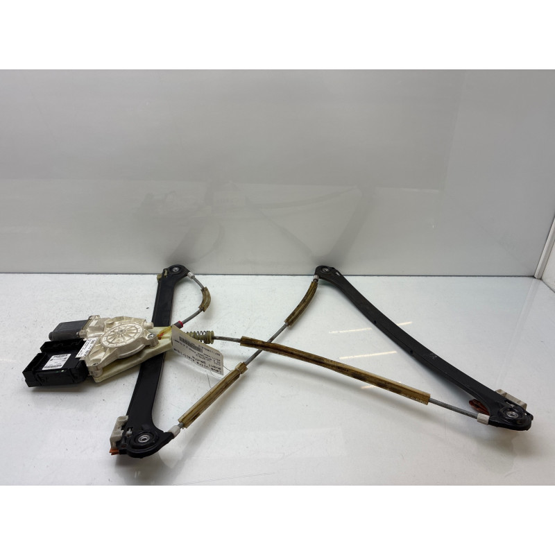 Leve vitre electrique avant gauche AUDI A3 2 Photo n°8