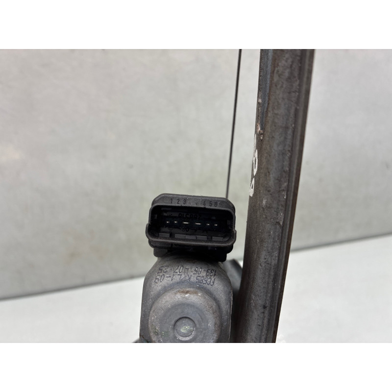 Leve vitre electrique avant gauche RENAULT SCENIC 2 Photo n°5