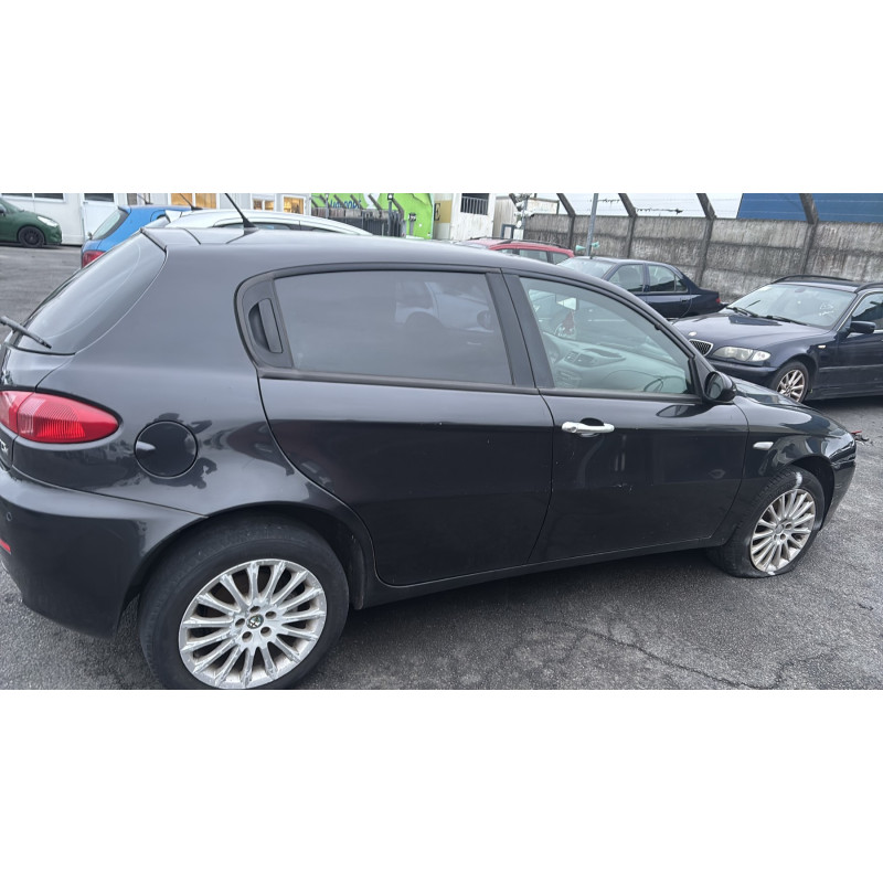 Leve vitre electrique avant gauche ALFA ROMEO 147 Photo n°14