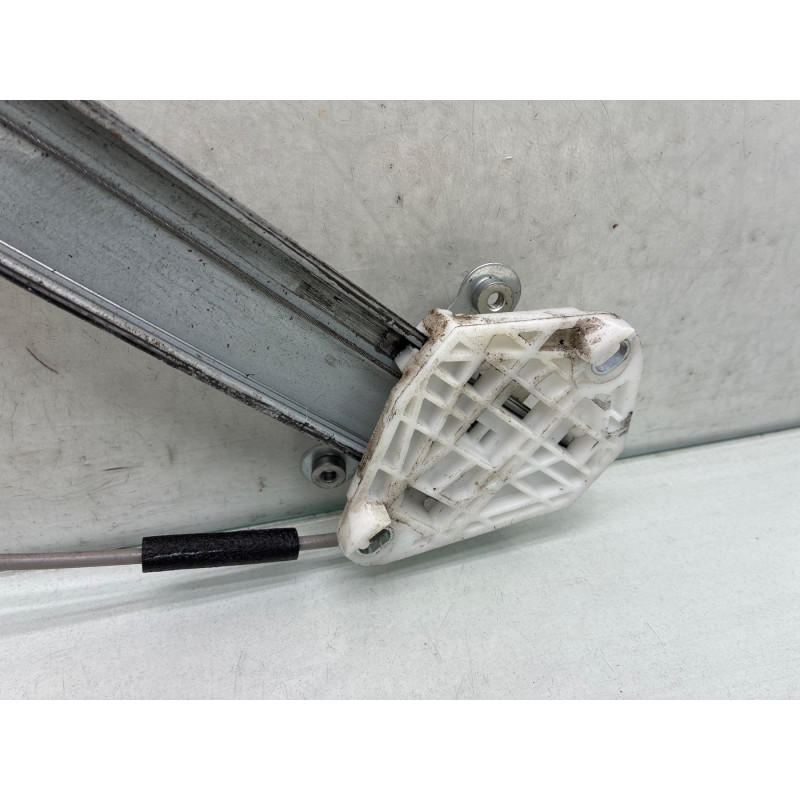 Leve vitre electrique arriere droit HONDA FR-V Photo n°4