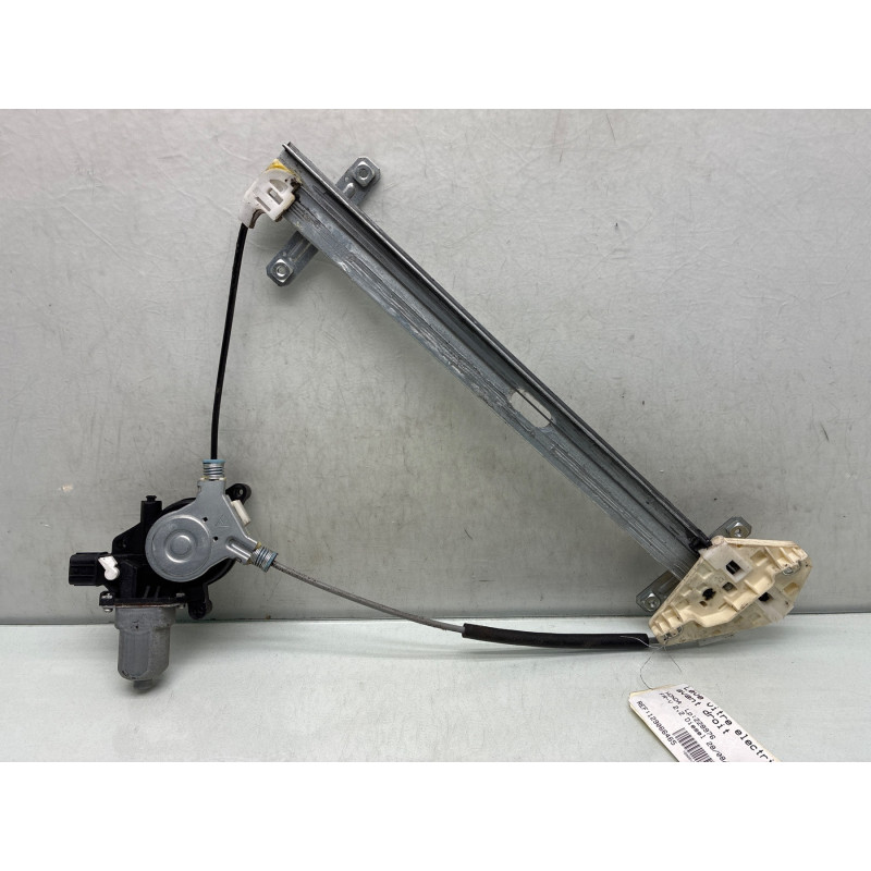 Leve vitre electrique avant droit HONDA FR-V Photo n°4
