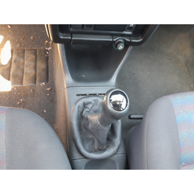 Serrure avant gauche VOLKSWAGEN POLO 3 Photo n°10