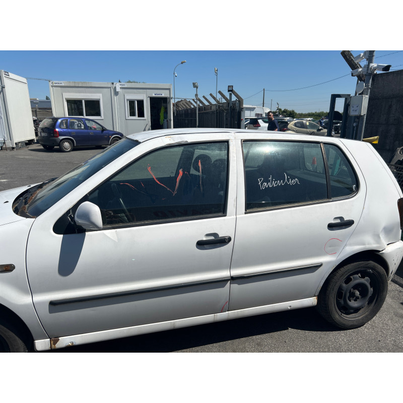 Serrure avant gauche VOLKSWAGEN POLO 3 Photo n°20