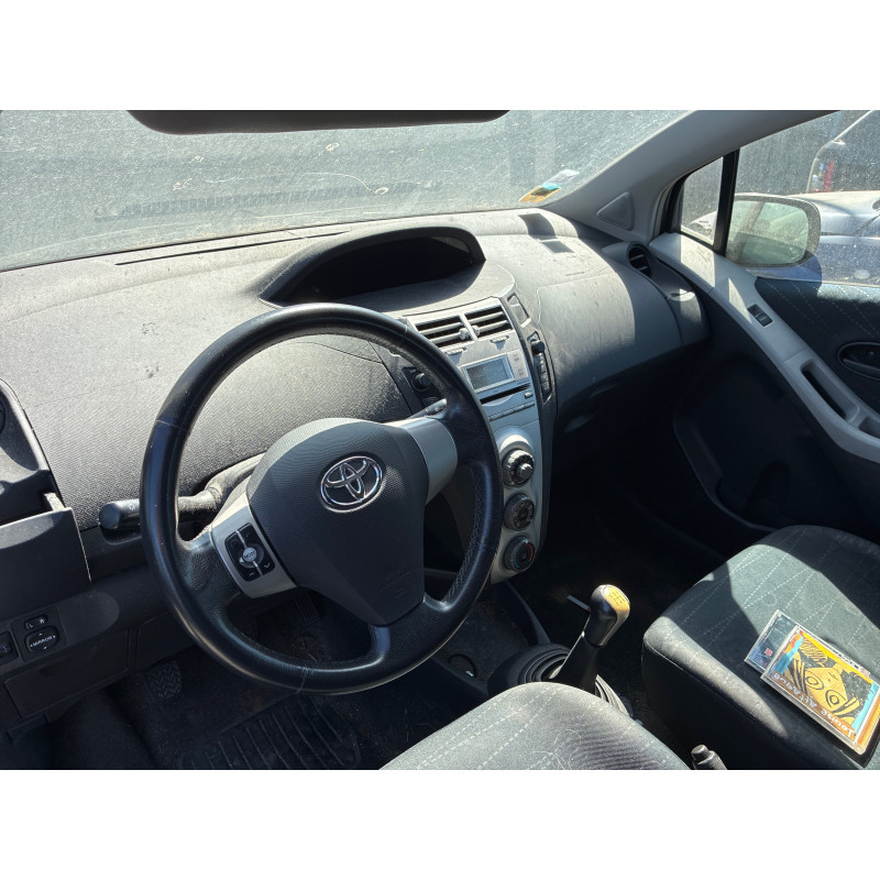 Malle/Hayon arriere TOYOTA YARIS 2 Photo n°11
