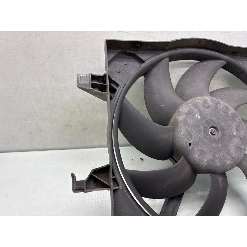 Moto ventilateur radiateur FORD FIESTA 5 Photo n°3