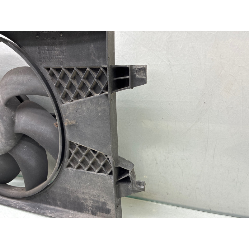 Moto ventilateur radiateur FORD FIESTA 5 Photo n°4